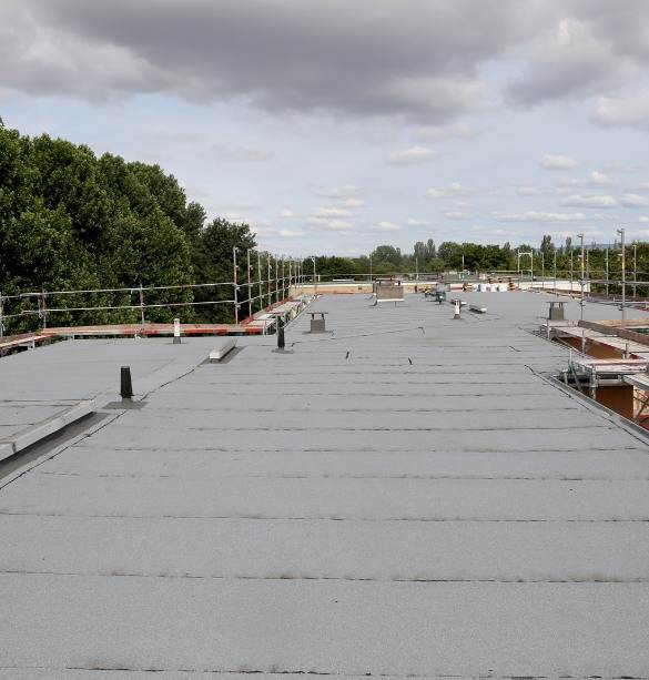 Experienced professionals specializing in commercial roofing solutions in Sherman Oaks